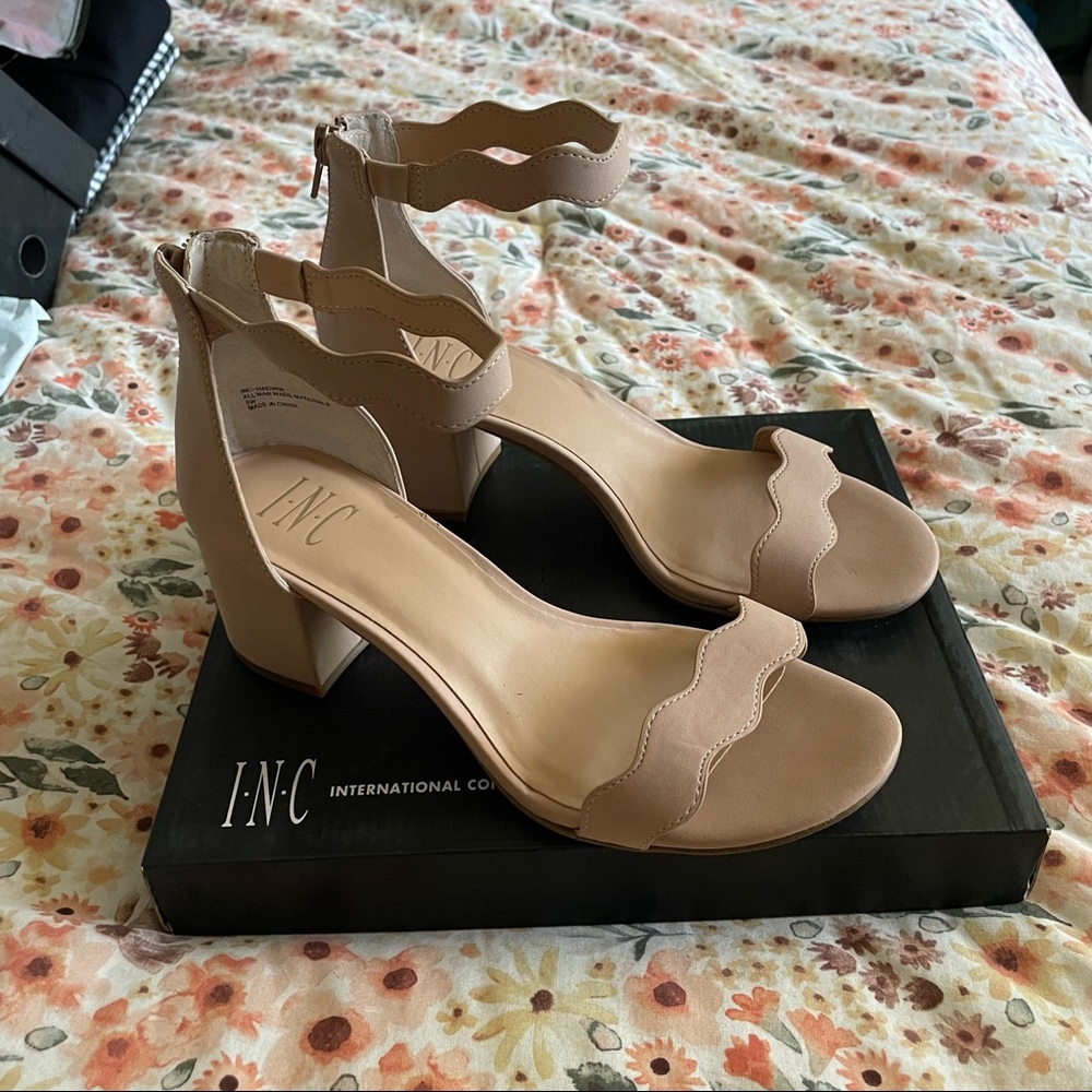 INC sand pink bloom scallop block heel. Size 8